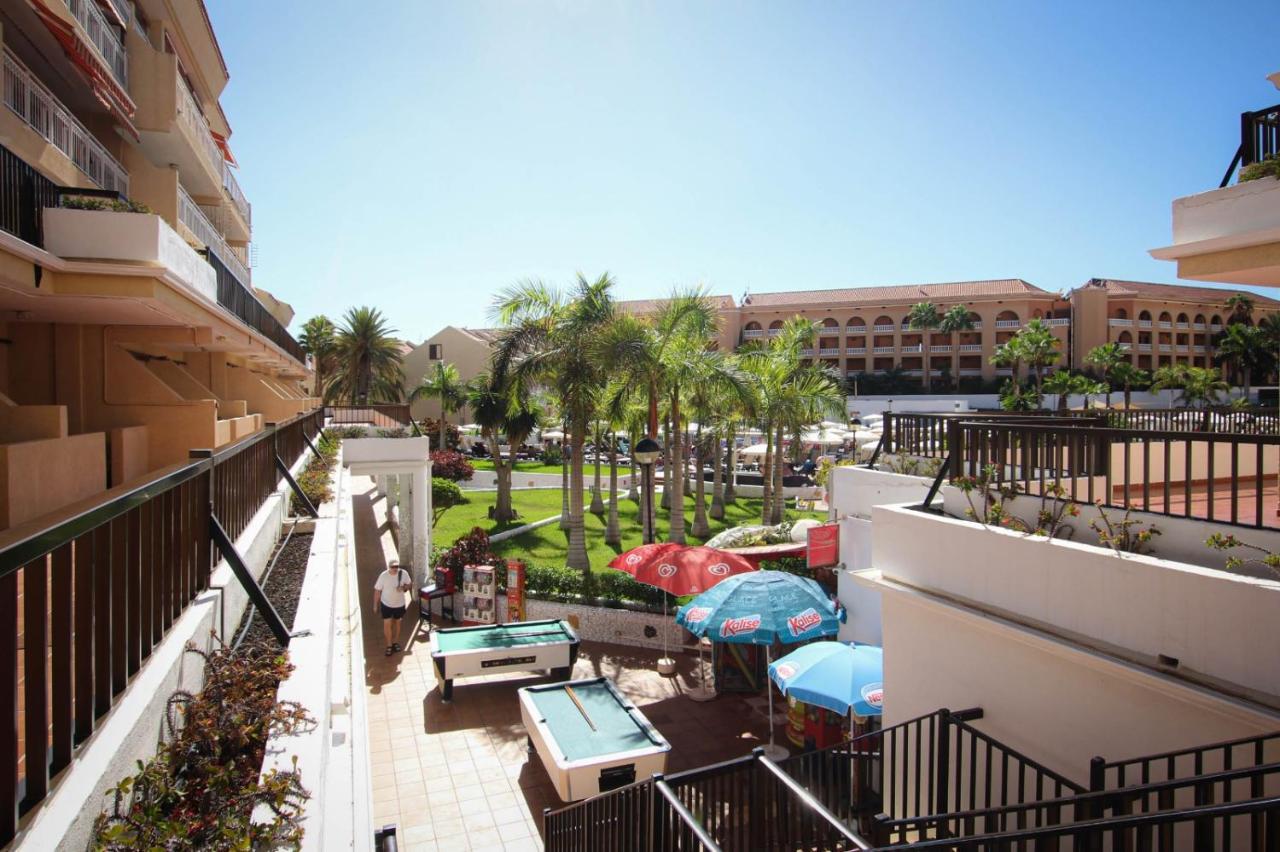 Coral Compostela Beach Arona  Ngoại thất bức ảnh